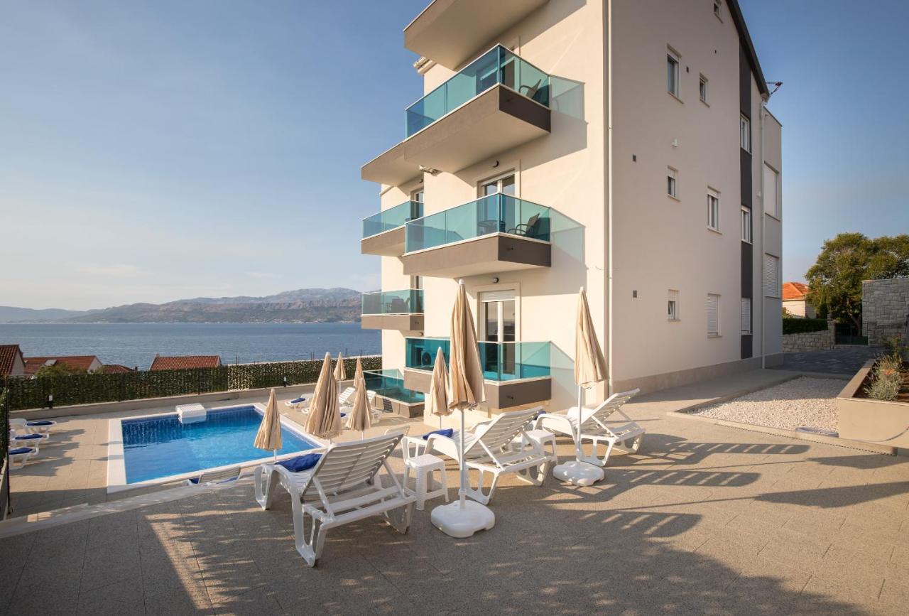 פוסטיר Apartments Blueview מראה חיצוני תמונה