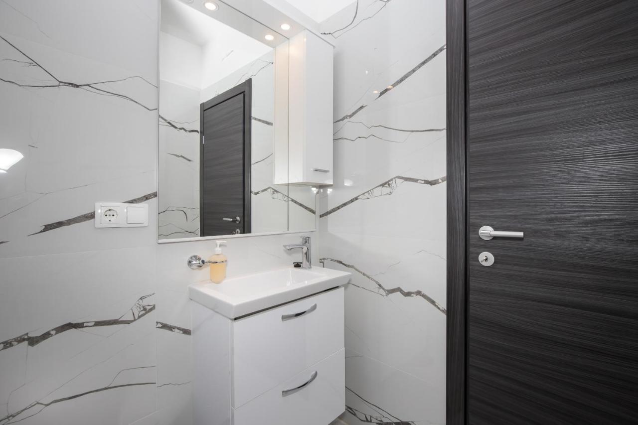 פוסטיר Apartments Blueview מראה חיצוני תמונה