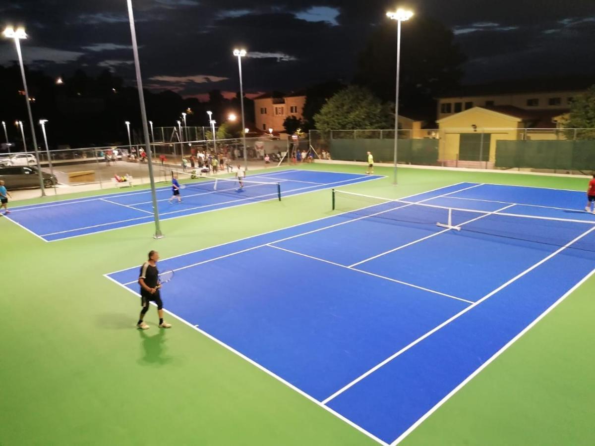 פוסטיר Apartments Blueview מראה חיצוני תמונה